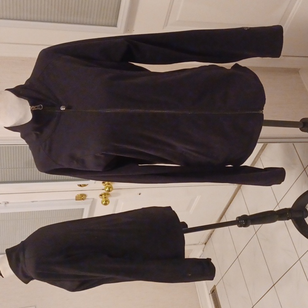 4/$60 Black Athletic Zippered Sweater - Size Large
